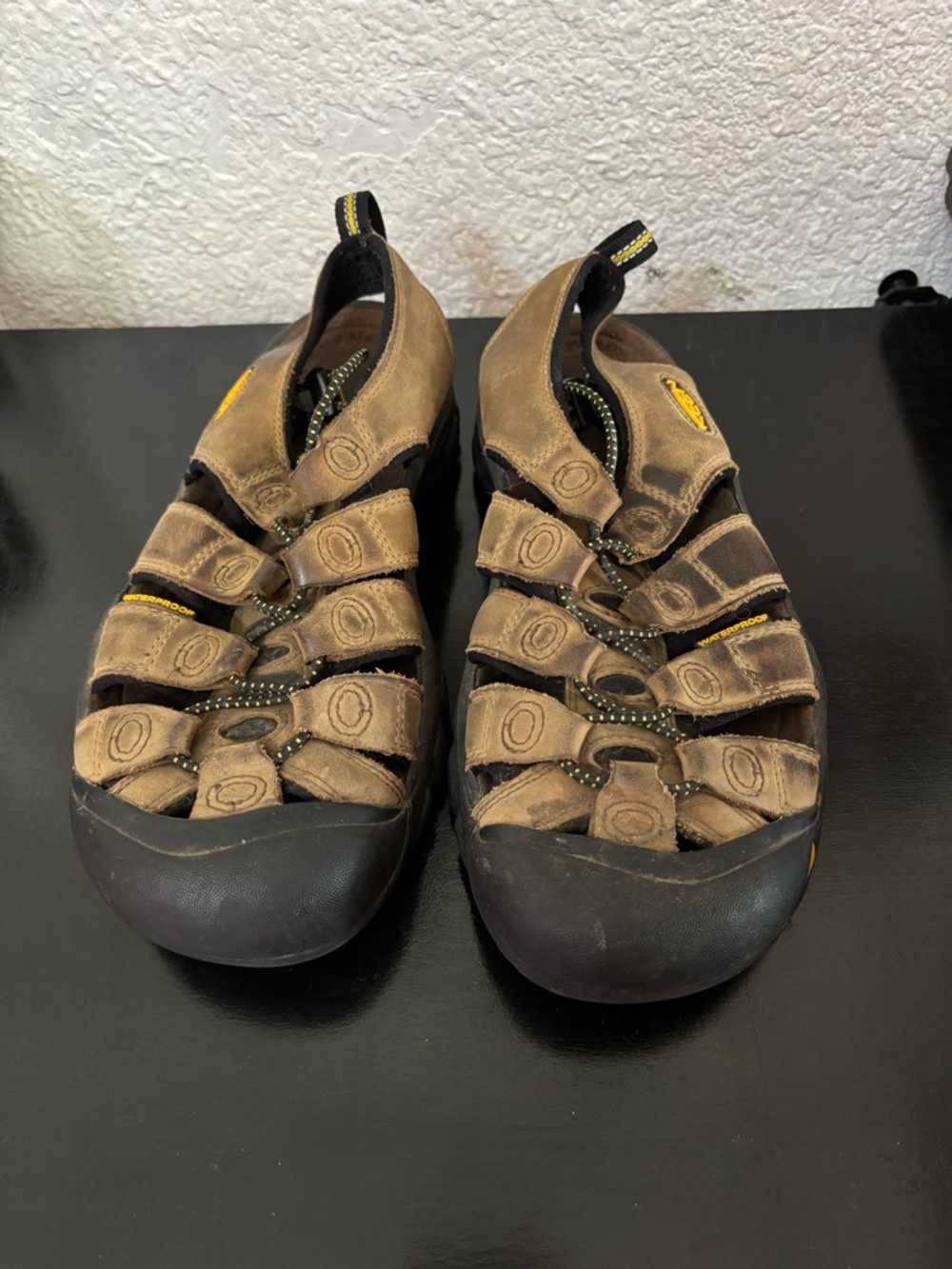 Men’s Keen sandals. Size 7